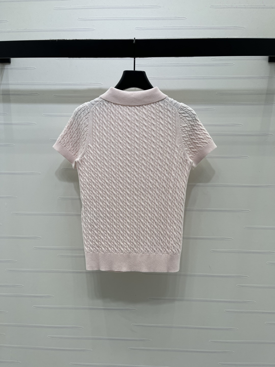 Women's short sleeves